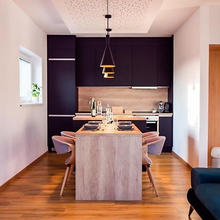 Apartman Eden Roznov pod Radhostem Exterior foto