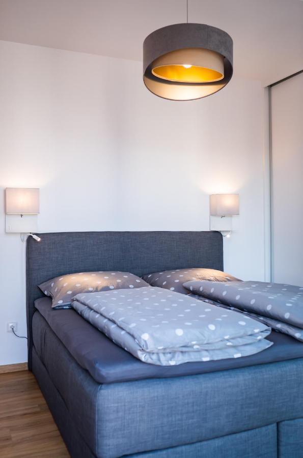 Apartman Eden Roznov pod Radhostem Exterior foto