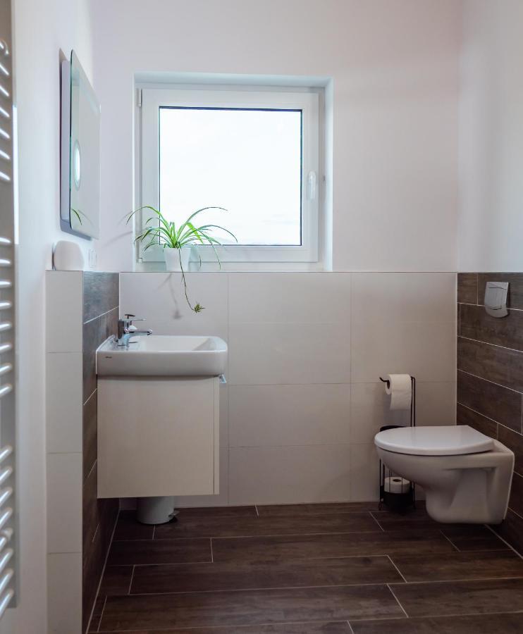 Apartman Eden Roznov pod Radhostem Exterior foto